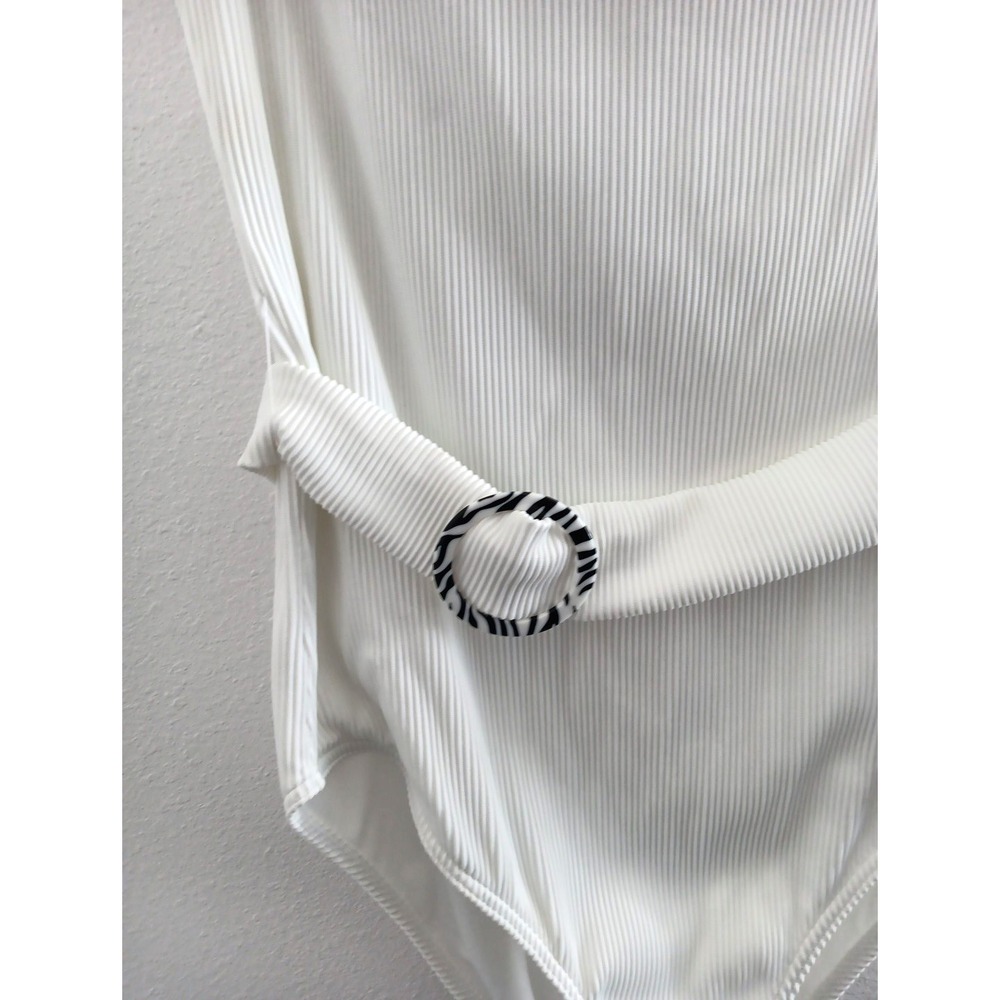 NEW Roxy Bright White Mind Of Freedom‎ Off-Shoulder One-Piece Swimsuit XL Travel - Picture 2 of 11
